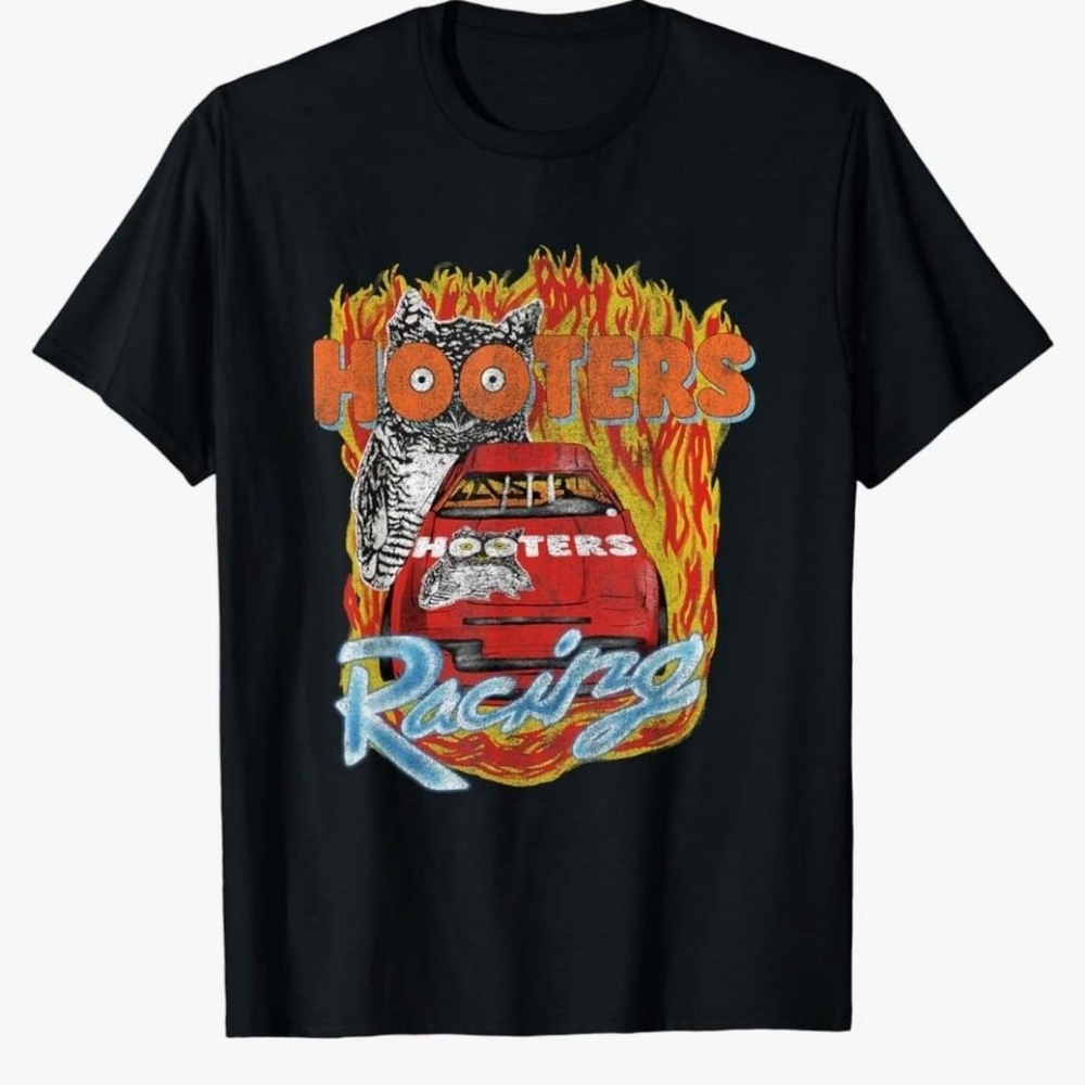 Unisex Large HOOTERS tee